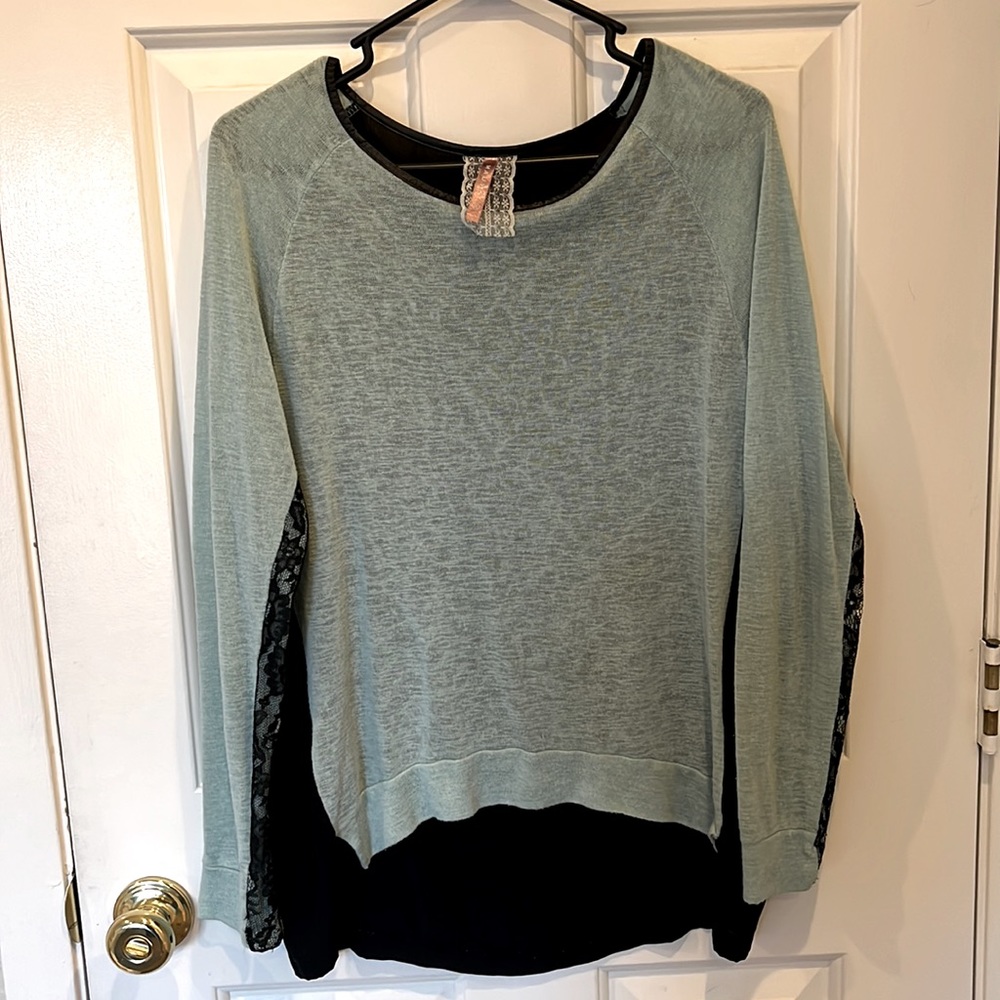 long sleeve Front slightly transparent sleeves half lace Back solid